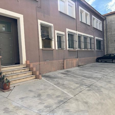 Le Patio Pere Pigne Guestroom Perpignan Bagian luar foto