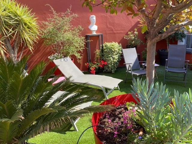 Le Patio Pere Pigne Guestroom Perpignan Bagian luar foto